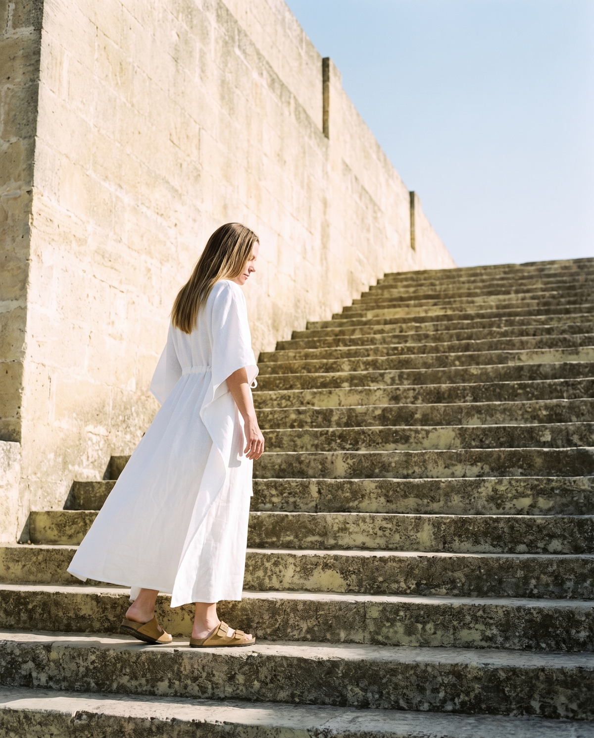 Batwing Linen Kaftan in white