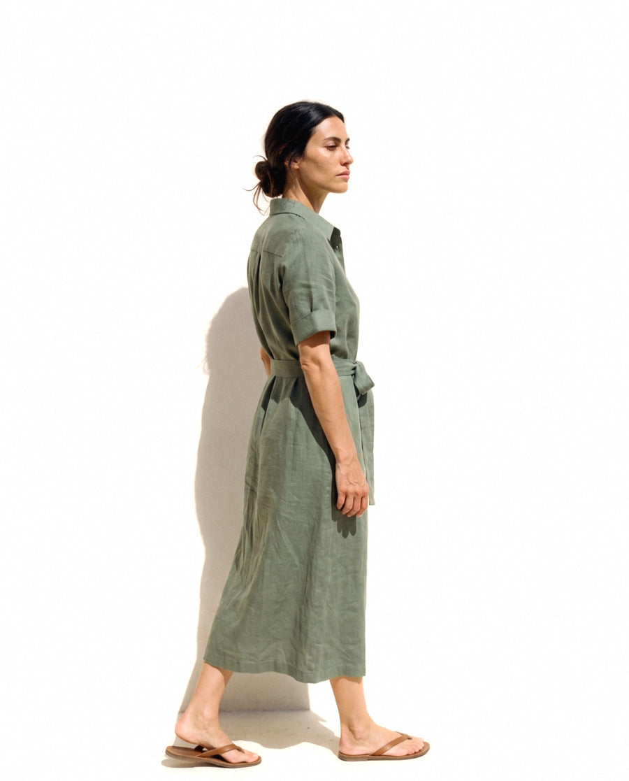 Linen in Moss