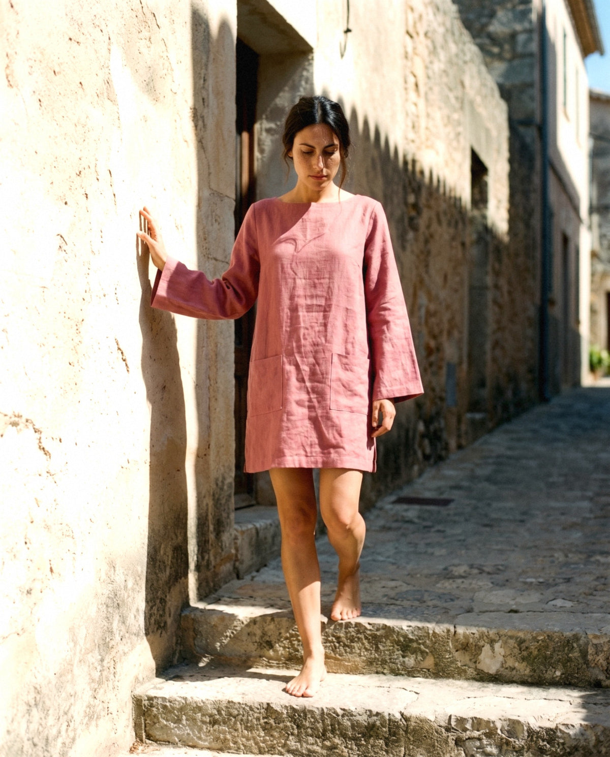 Oversized Linen Shift in rose, worn outdoors