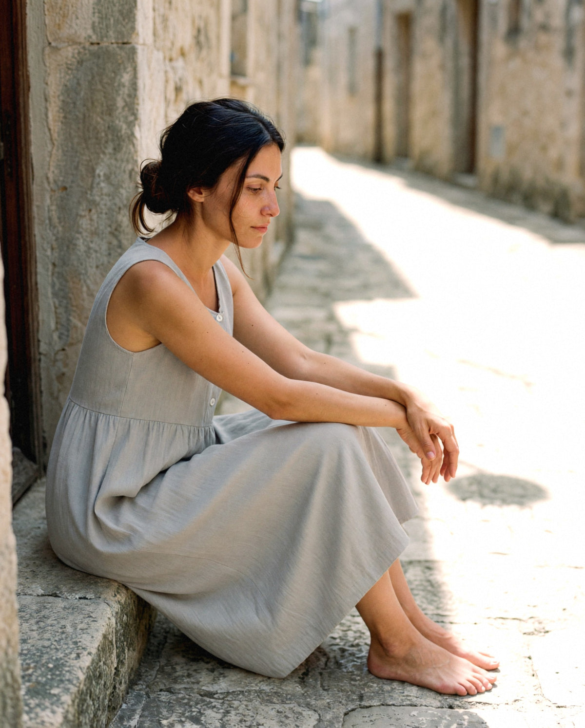Button Front Gathered Midi in light grey, worn, relaxed