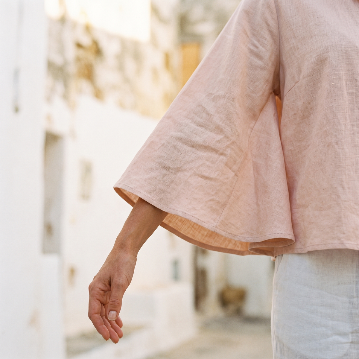 Cape Sleeve Linen Shirt