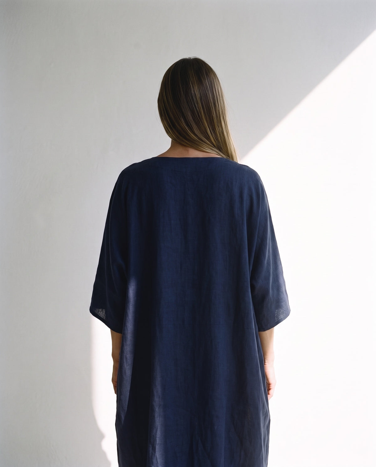 Batwing Linen Kaftan in navy