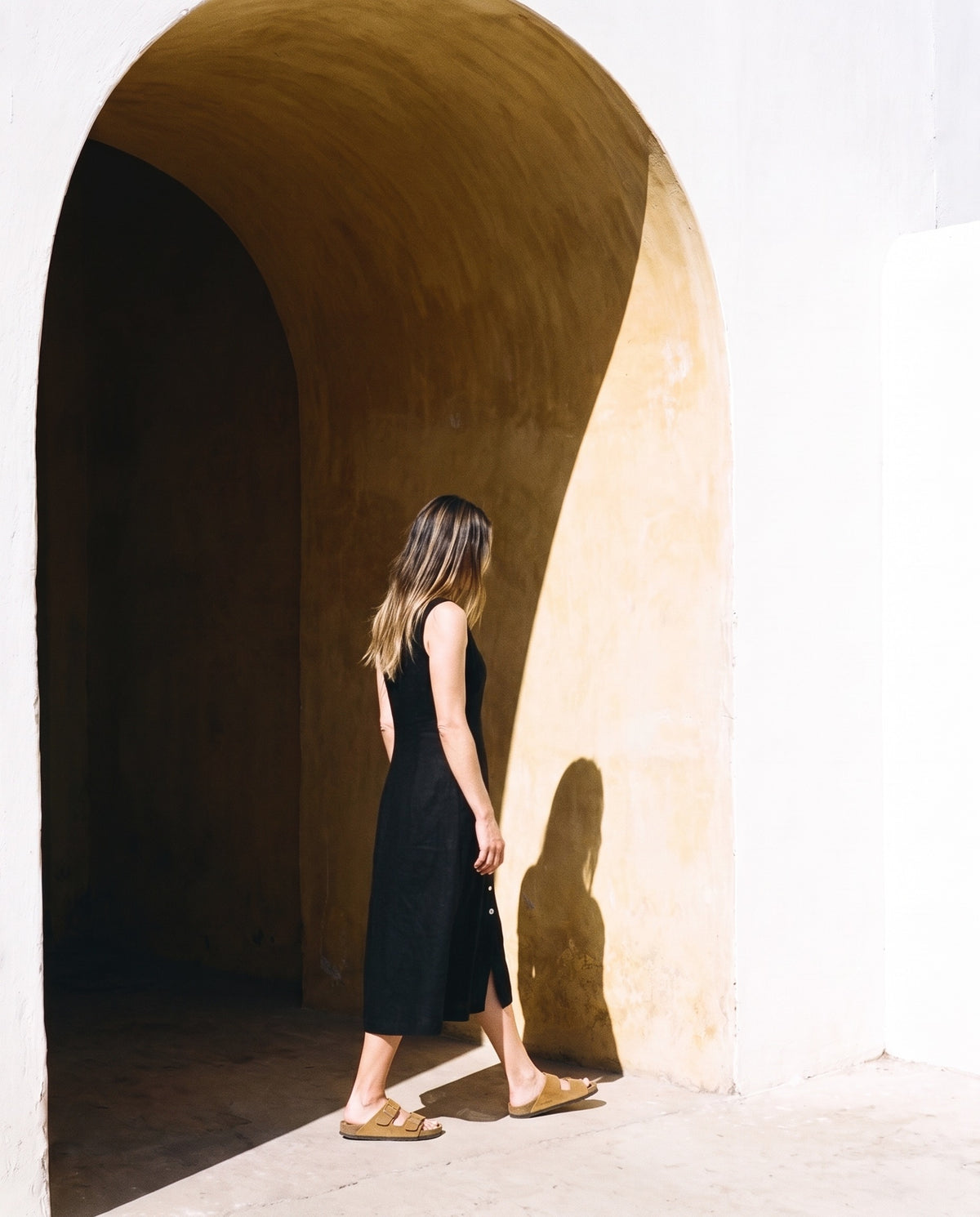 Button Front Linen Midi in black