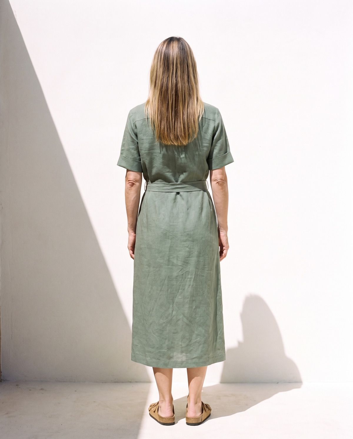 Linen Shirt Dress in moss