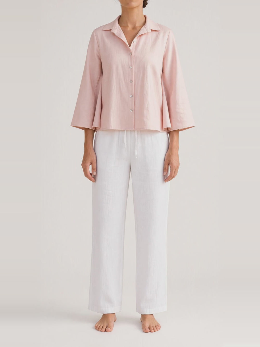 Cape Sleeve Linen Shirt, turning in the studio